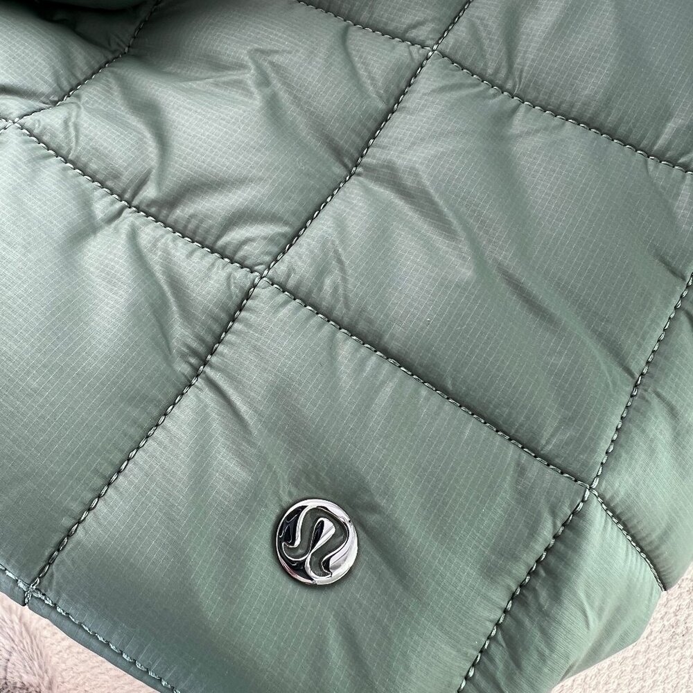 LULULEMON | Puffy Grid Tote (12L) - Picture 5 of 9